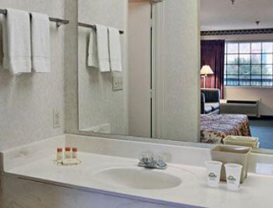 Days Inn By Wyndham San Antonio Near Fiesta Park חדר תמונה